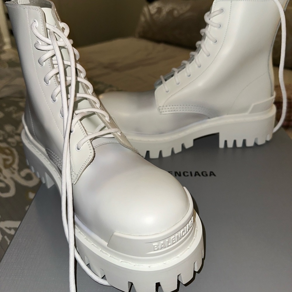 balenciaga boots